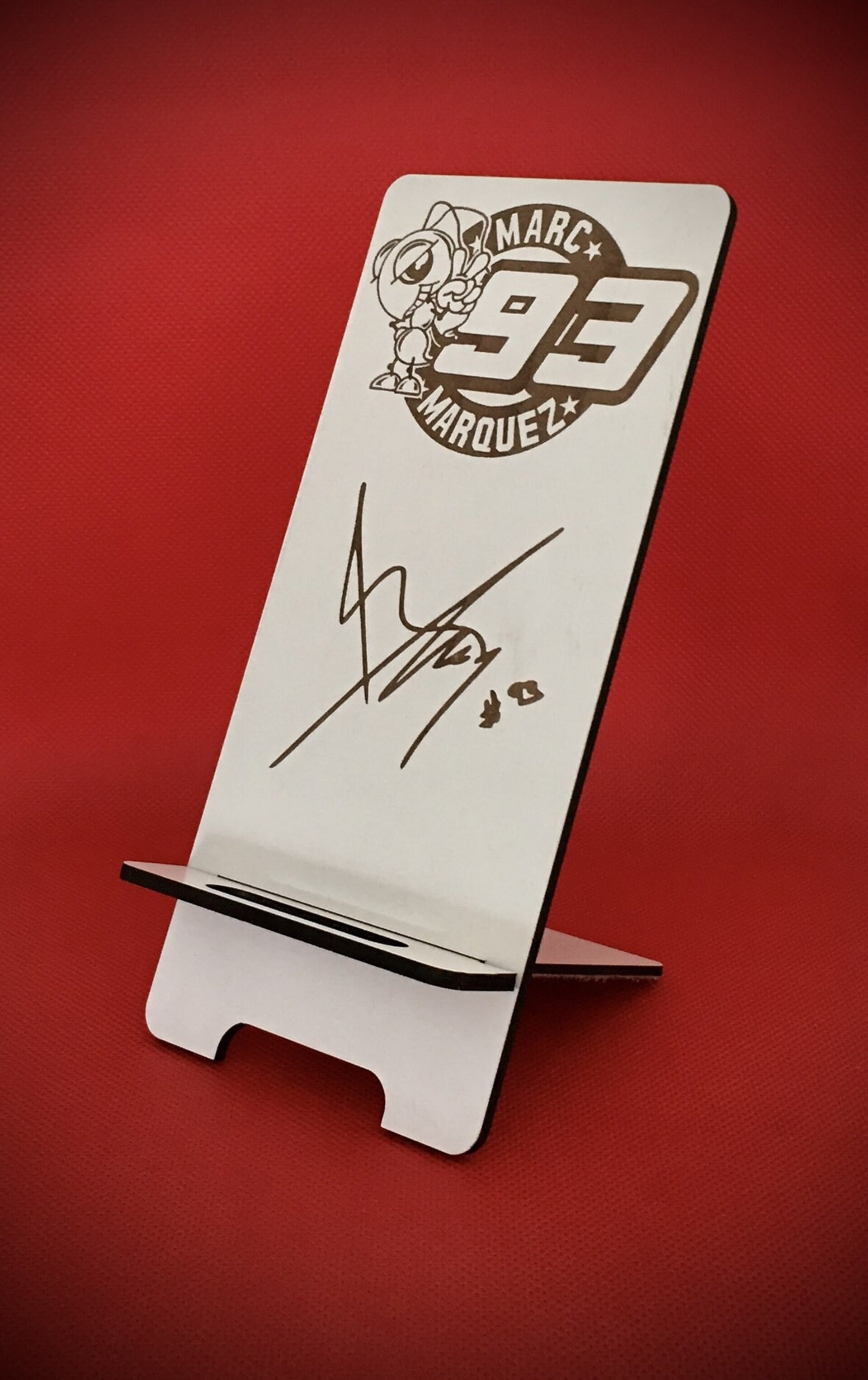 Soporte para móvil personalizado grabado a láser - 5
