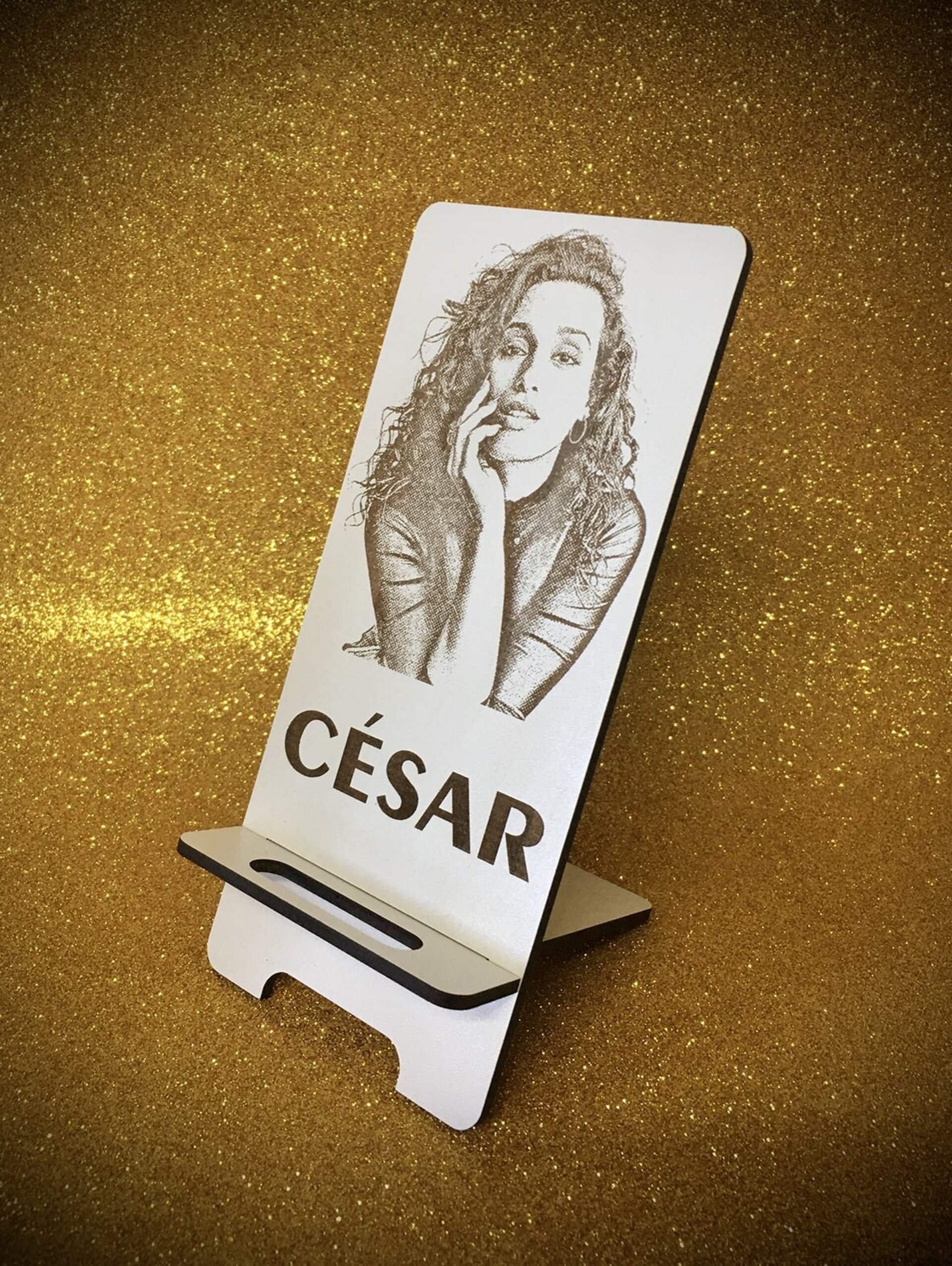 Soporte para móvil personalizado grabado a láser - 8